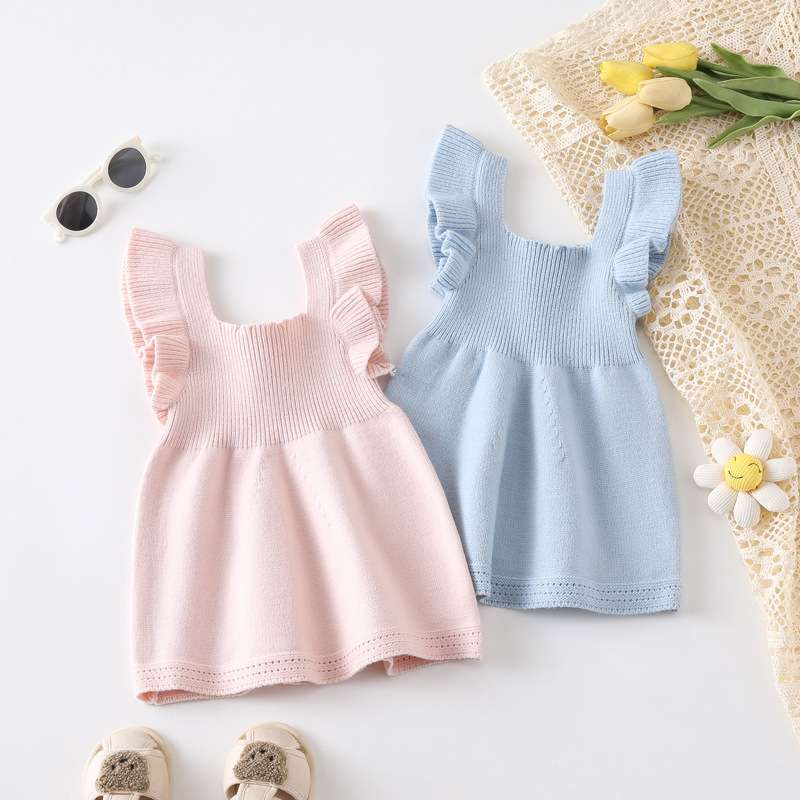 ベビー服  フリル袖のニットワンピース