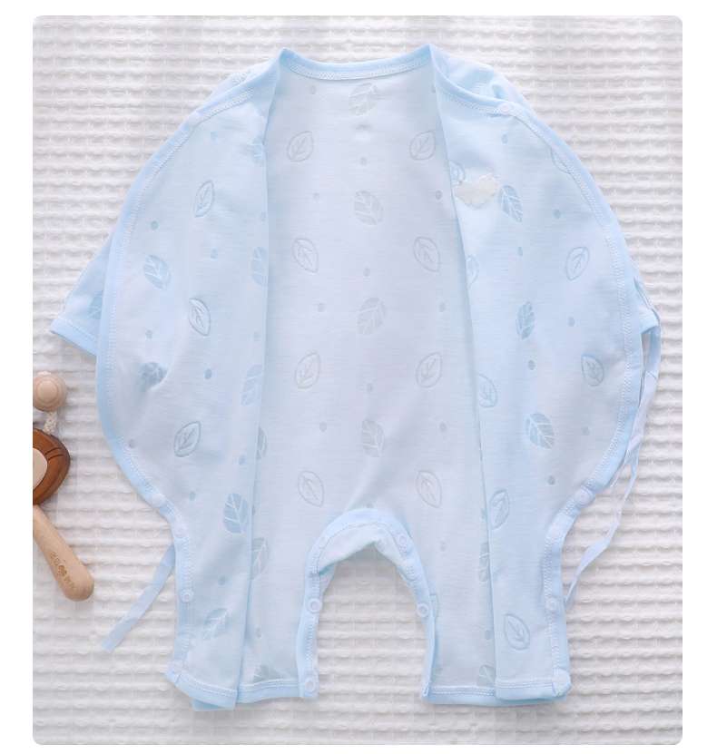 ベビー服  新生児用やわらか葉柄プリント肌着