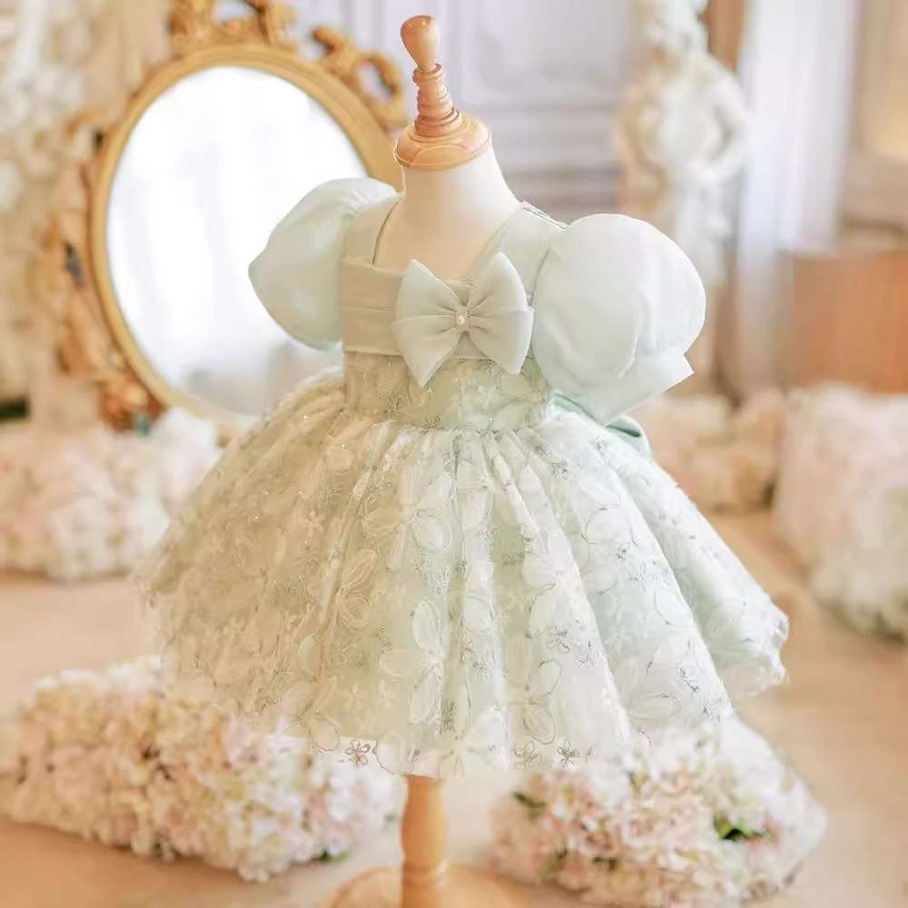 ベビー服  ふんわりチュールの妖精風ベビードレス