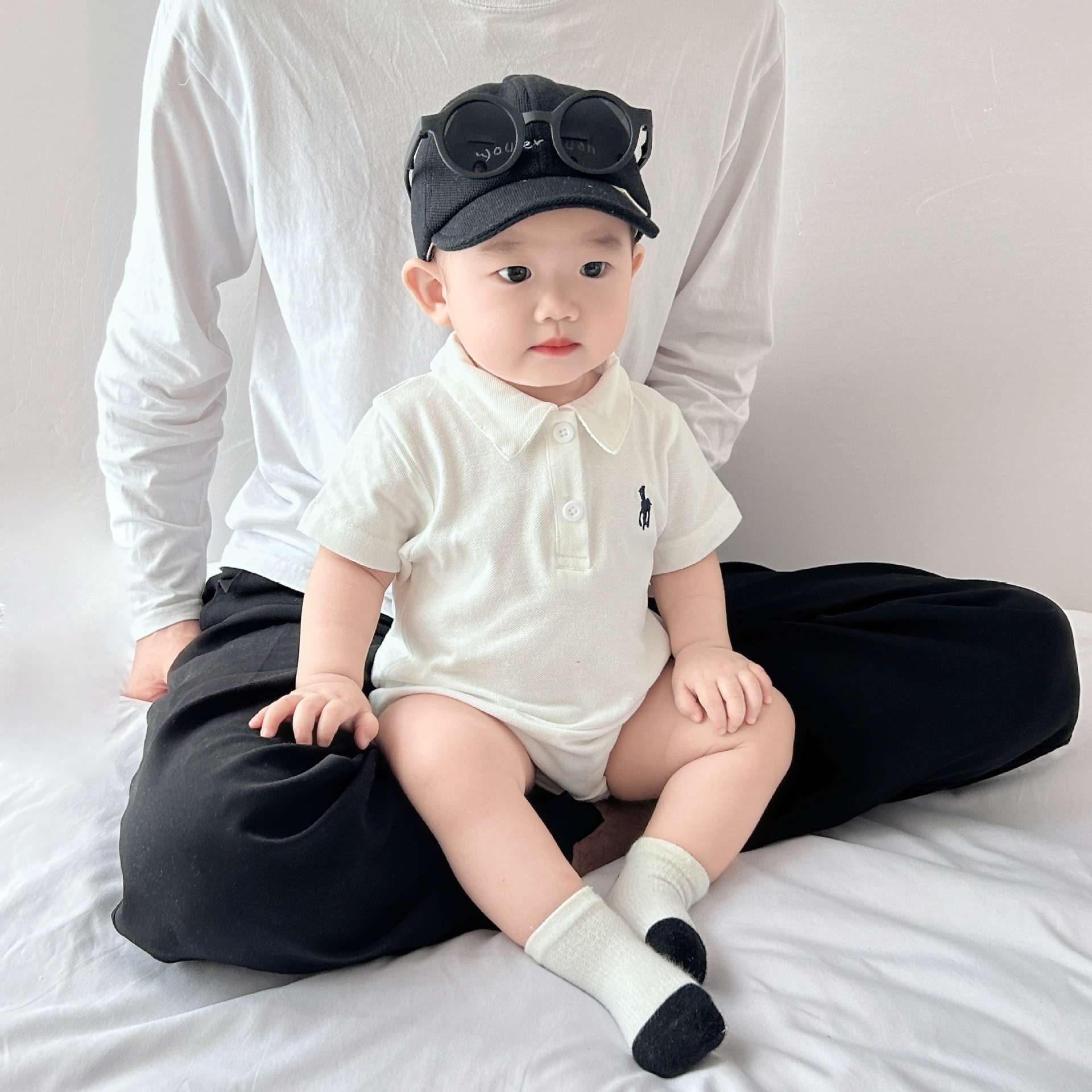 ベビー服  小さなお出かけスタイリッシュロンパース