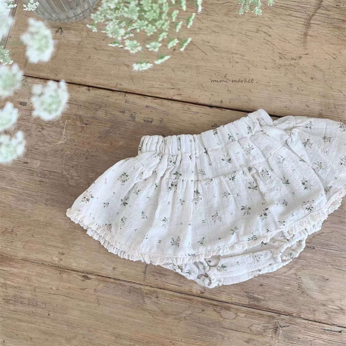 ベビー服  花柄フリルブルマー付きスカート