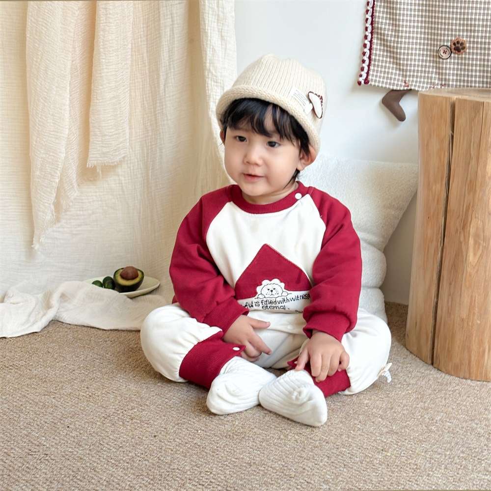 ベビー服  もこもこ暖か冬用ベビーロンパース