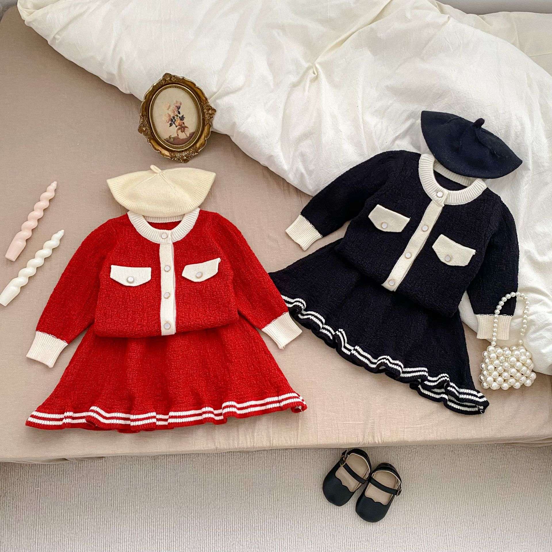 ベビー服  かぎ針編みカーディガンとスカートのセット