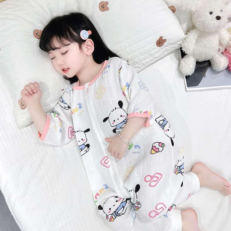 ベビー服  かわいい動物柄ゆったりロンパース