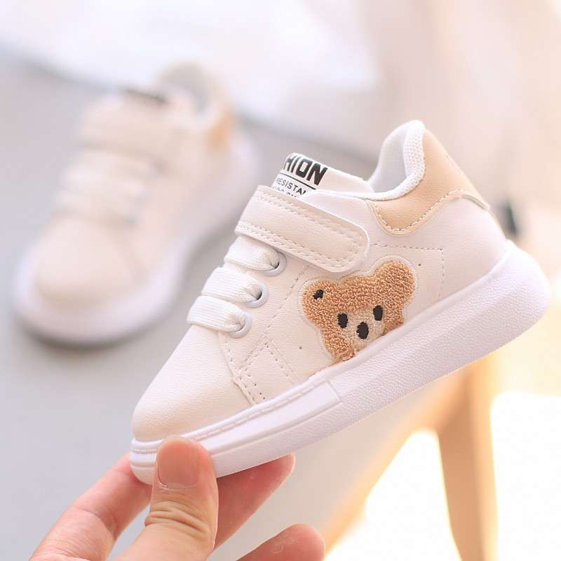 ベビー服 くまさんスニーカー13.5cm~