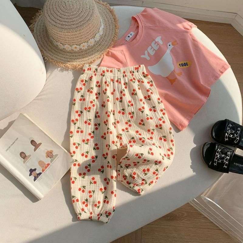 ベビー服  ふんわりかわいいベビーハーフパンツ