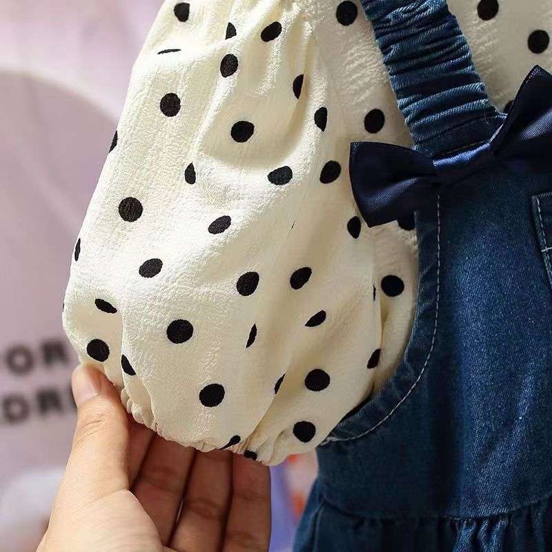 ベビー服  水玉ブラウス付きデニムジャンパースカート