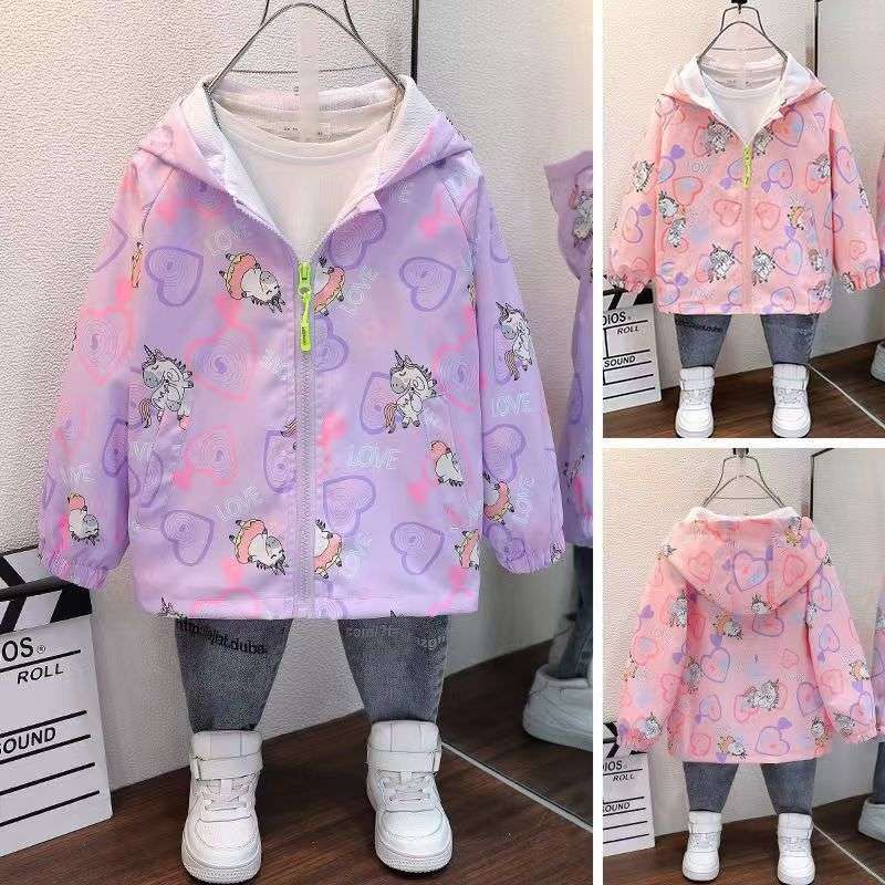 ベビー服  ユニコーン柄ハートジップパーカー
