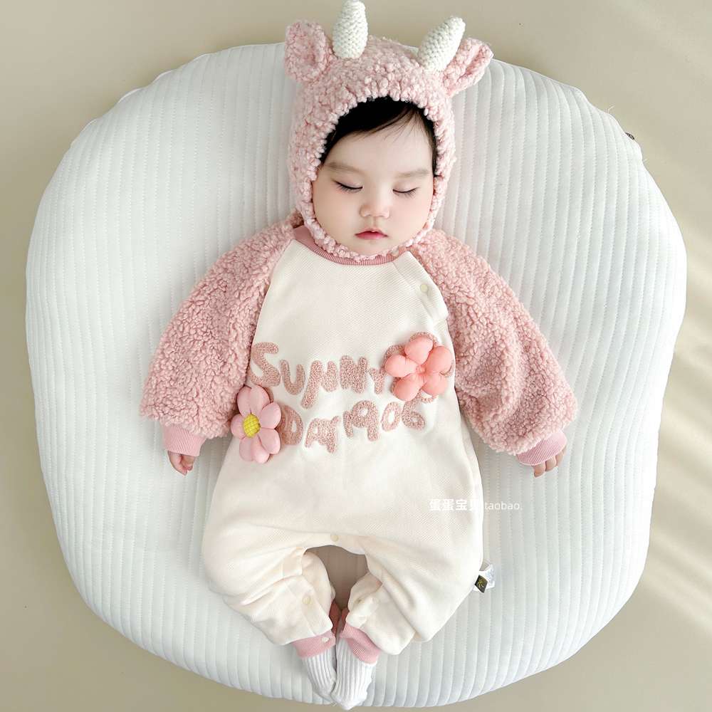 ベビー服  もこもこうさぎの赤ちゃん用ロンパース