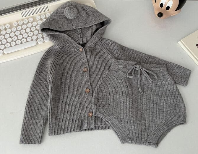新作ベビー服ニット風くまさん耳付きセットアップ