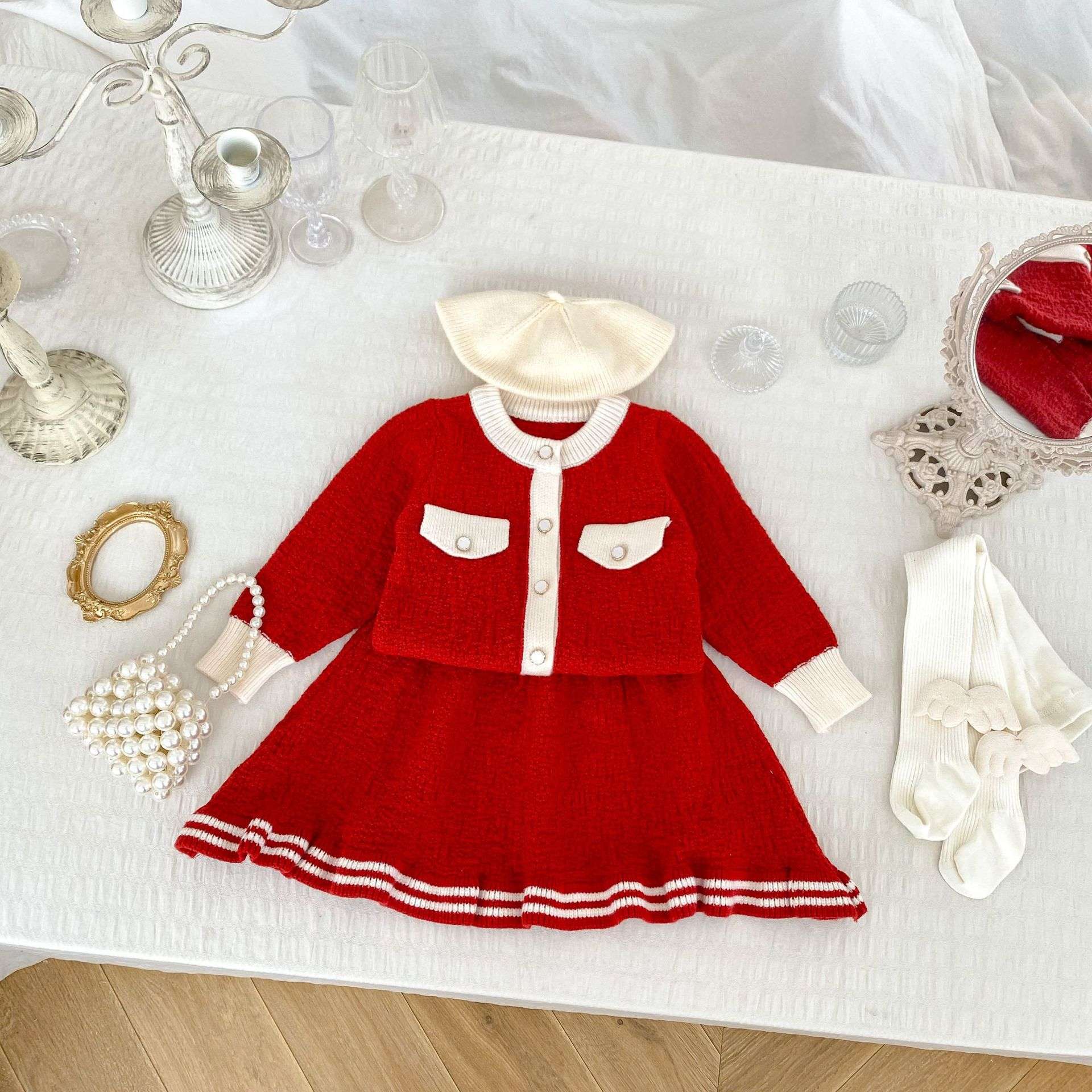 ベビー服  かぎ針編みカーディガンとスカートのセット