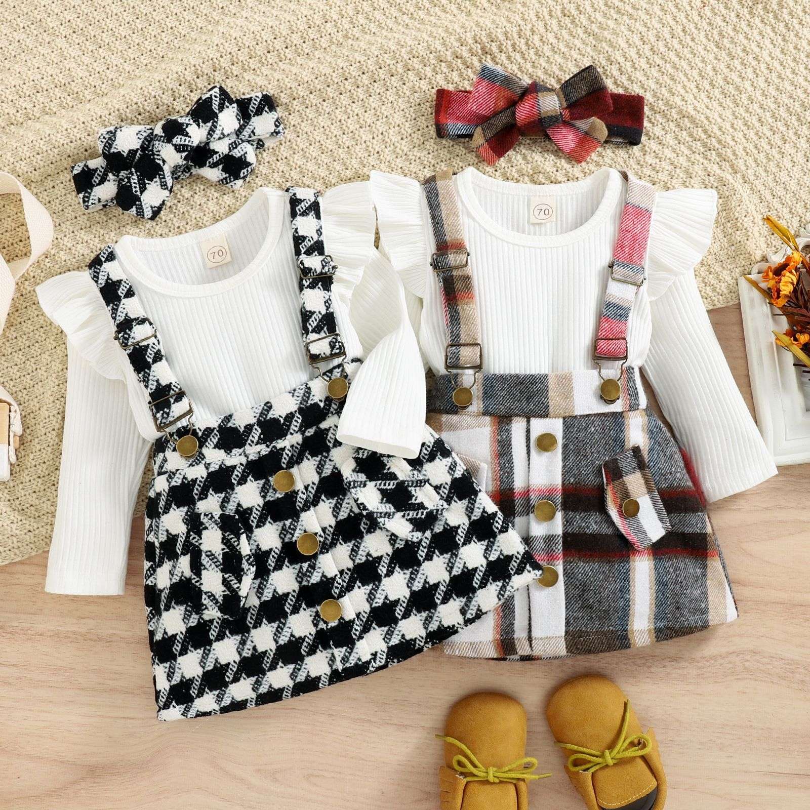 ベビー服  チェック柄サスペンダースカートセット