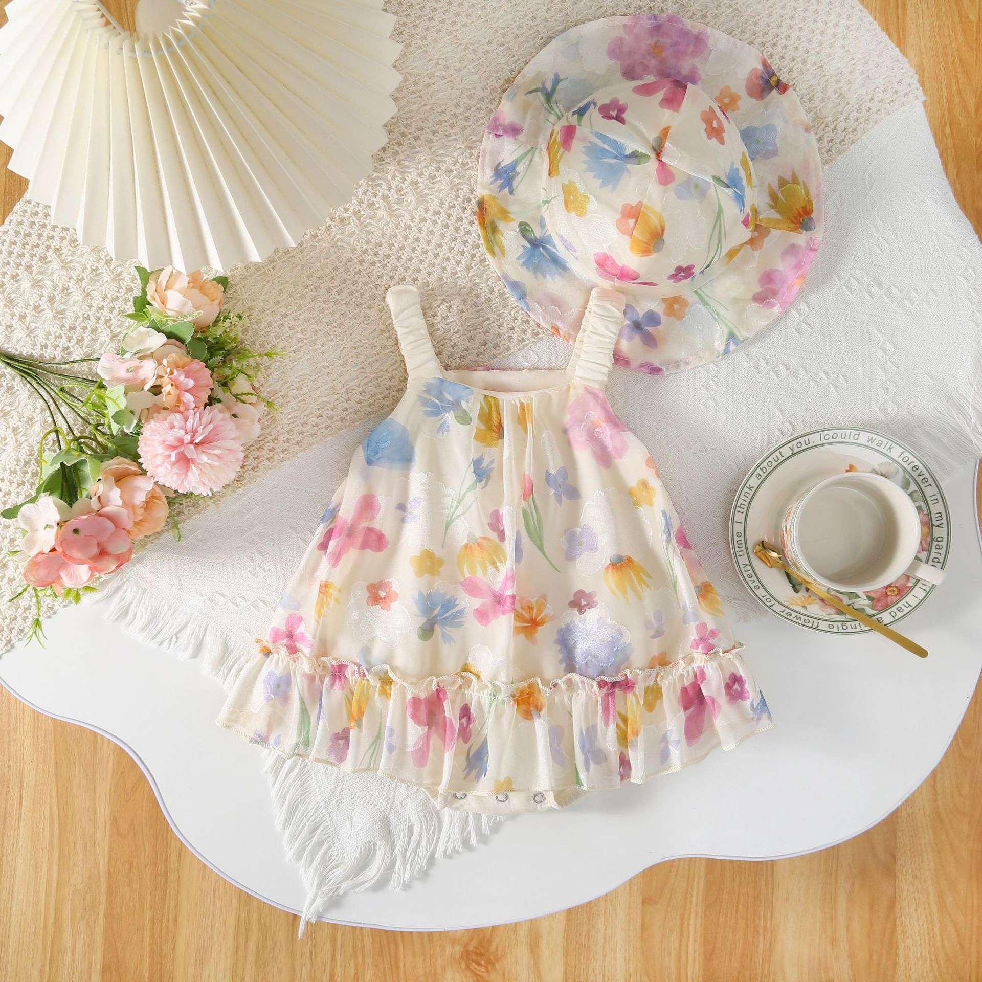 ベビー服  フローラルキャミソールワンピースと帽子セット