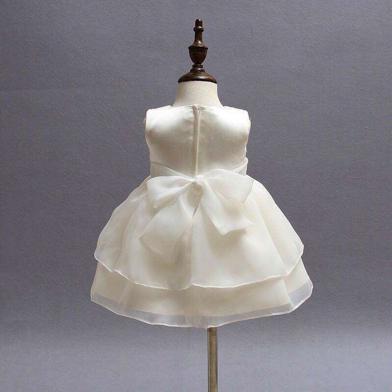 ベビー服  レース付きチュールのベビードレス