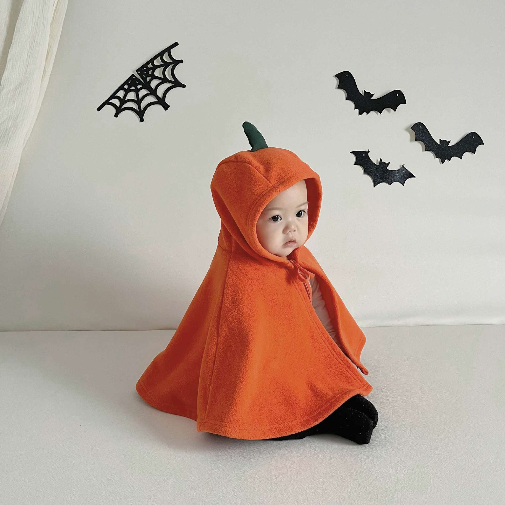 ベビー服 ハロウィンマント風ポンチョ